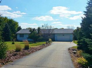 11541 W Allen Rd, Webberville, MI 48892