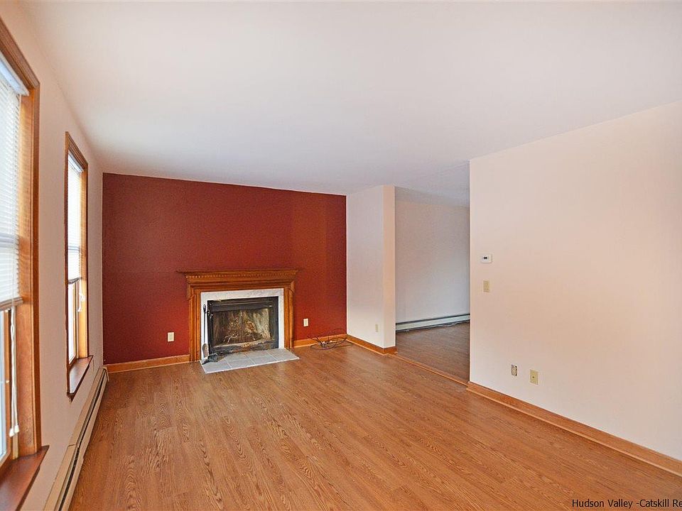 130 Milton Cross Rd Marlboro, NY Zillow