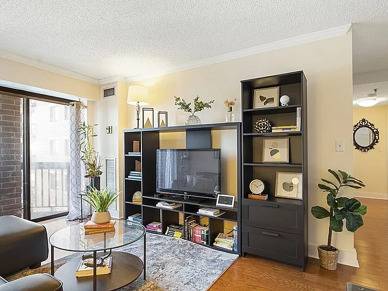 15 N Beacon St #428 — Photo 9