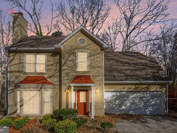 375 Twin Brook Way, Lawrenceville, GA 30043