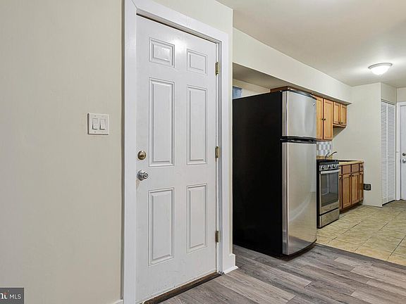 4th image of 3427 B St SE APT 4