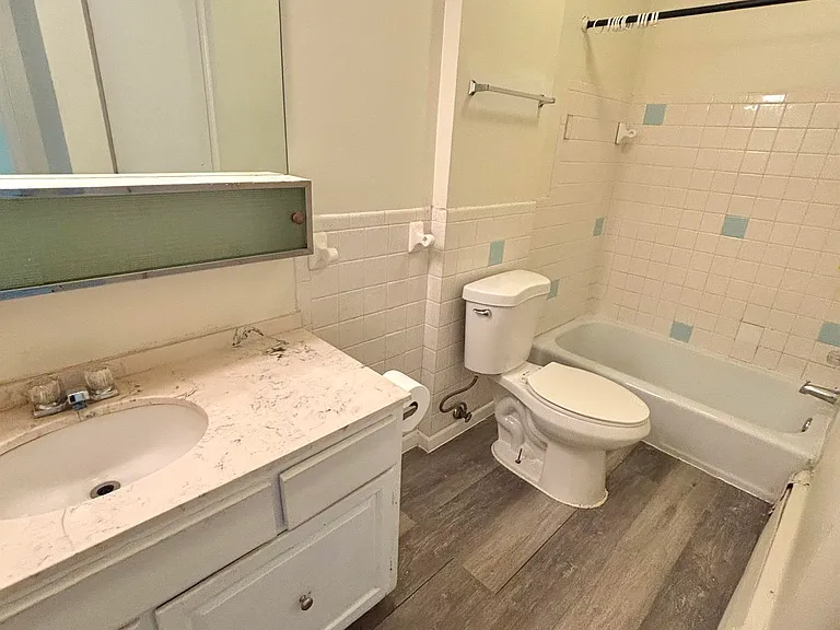 927 W Shiawassee St #2-12 — Photo 28