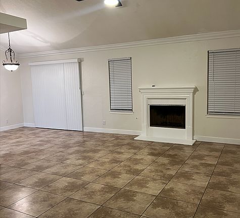 2nd image of 6383 Edison Ct