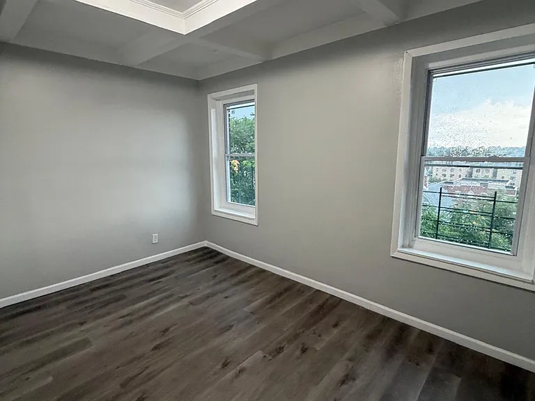 653 Mount Prospect Ave #4C — Photo 5