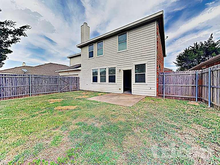 2146 Cimarron St — Photo 18
