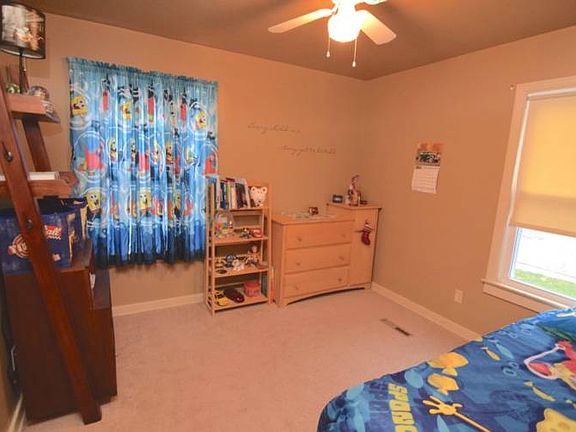 5th image of 501 E Ashman St