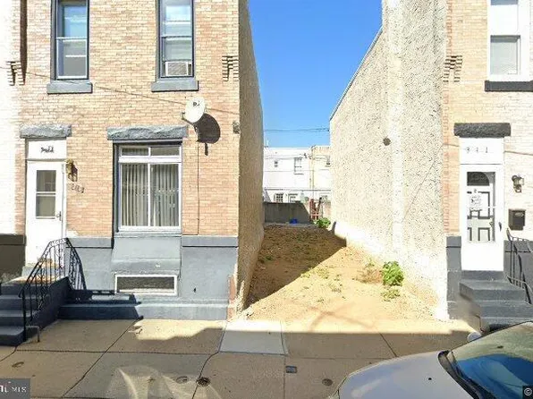 313 Fitzgerald St, Philadelphia, PA 19148