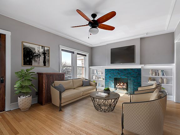 5th image of 1444 W Jarvis Ave APT 3C