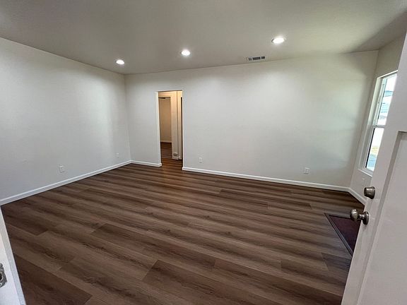 2nd image of 140 E Colorado Blvd #140A
