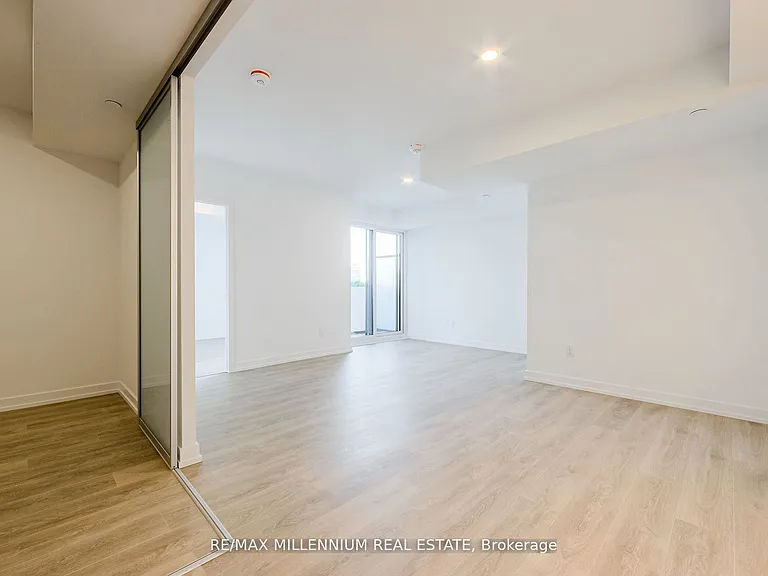 1100 Sheppard Ave W #1133 — Photo 14