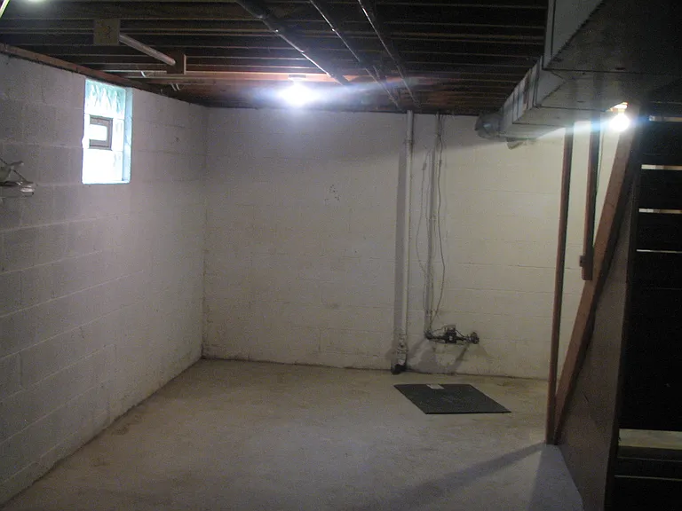 3421 Sanford Ave #HOUSE — Photo 9