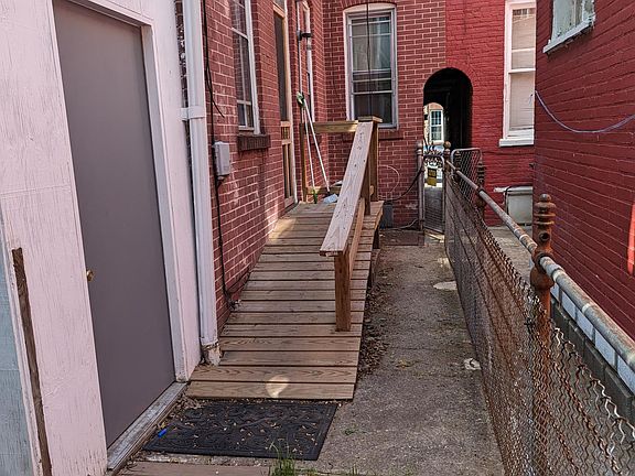 3rd image of 32 E James St APT 1