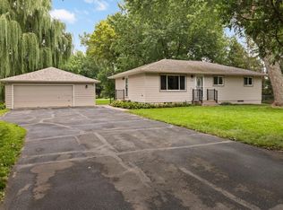 120 Ranchview Ln N, Plymouth, MN 55447