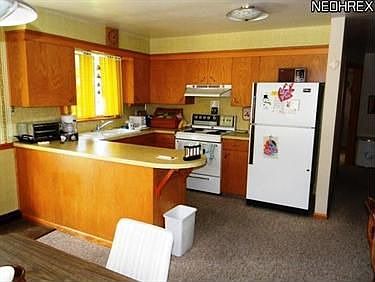 5th image of 2645 Gilbert Ave NE