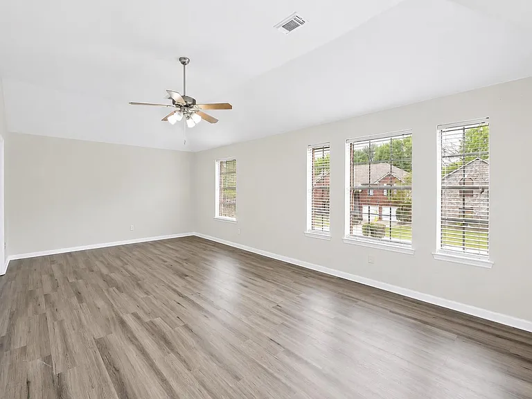 19002 Timber Way Dr — Photo 10