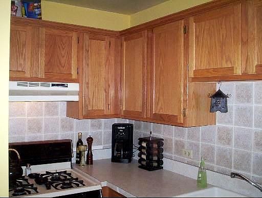 3rd image of 5345 Waterbury Dr APT 105