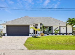 2112 NE 15th Terrace Cpe, Coral, FL 33909