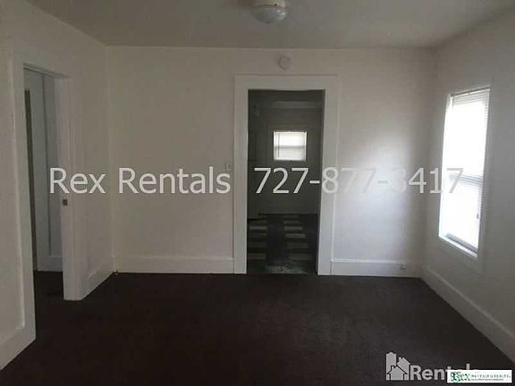 3rd image of 2446 3rd Ave S