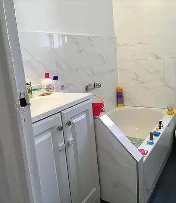 Rented by Highline Residential | media 48