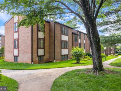 9731 Kings Crown Ct APT 201, Fairfax, VA, 22031