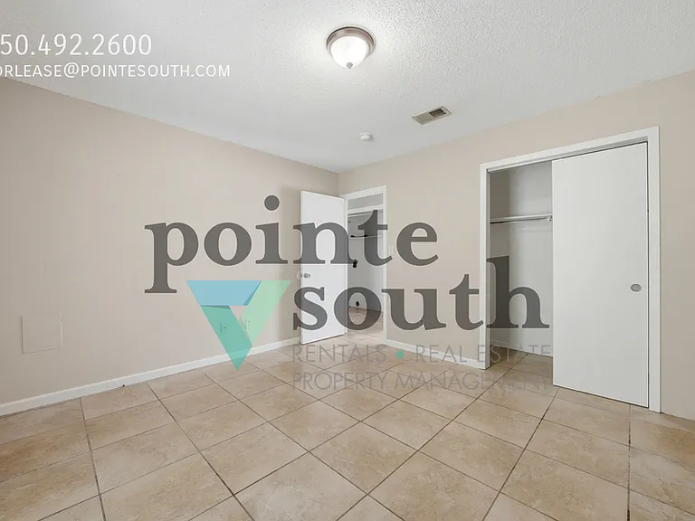 6413 Schoel Ln — Photo 10