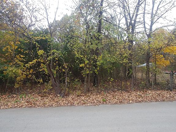 3rd image of 4610 S Wall Ave