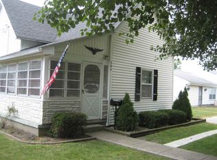 704 Hawthorne Ave, Frankfort, IN 46041