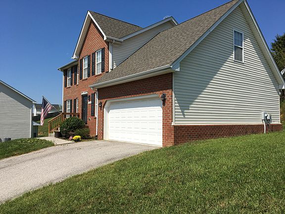 2nd image of 535 Windsor Dr