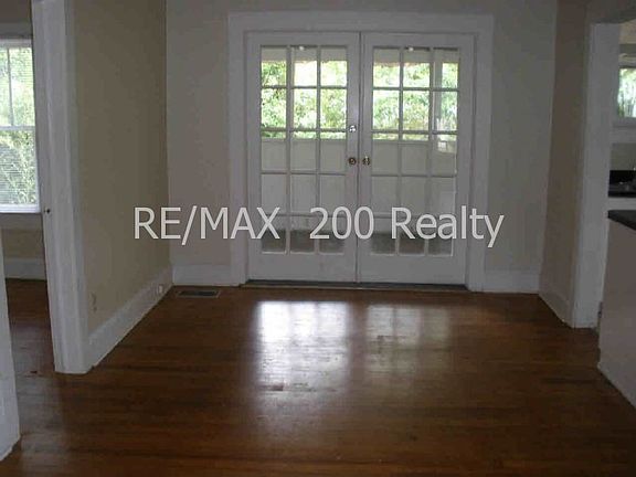 3rd image of 600 Ward Ave
