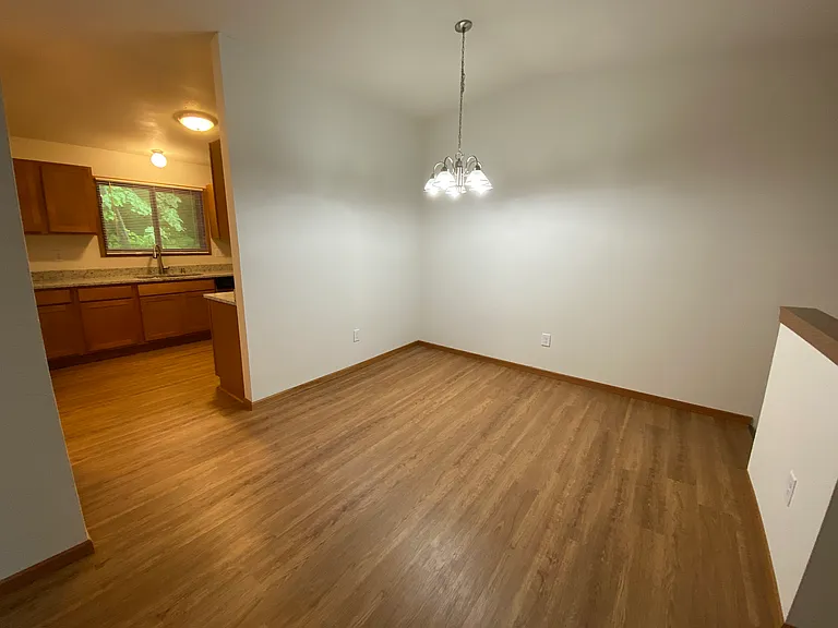 Parkwood Village Townhomes — Photo 15