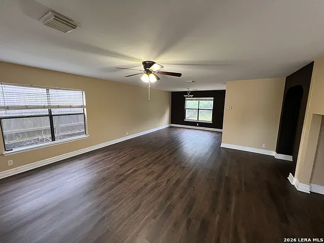 1115 Arrowhead Trl — Photo 3