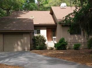41 Wagon Rd, Hilton Head Island, SC 29928