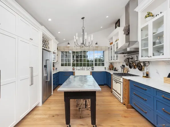 4750 Ingulf St, San Diego, CA 92110