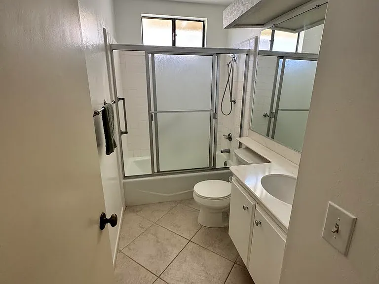 4328 Forest Oaks Dr — Photo 12
