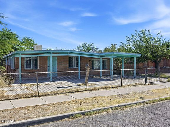 2nd image of 620 W Calle Garcia