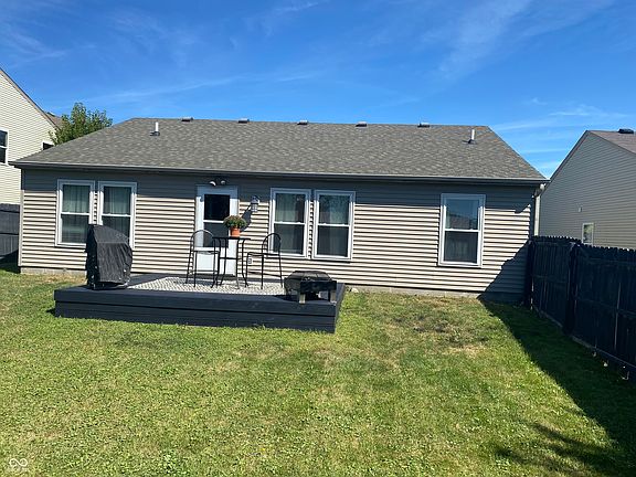 3rd image of 6865 W Philadelphia Dr