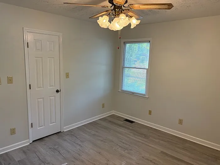 227 Randolph Ave — Photo 11