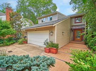 1406 N Johnson St, Arlington, VA 22201