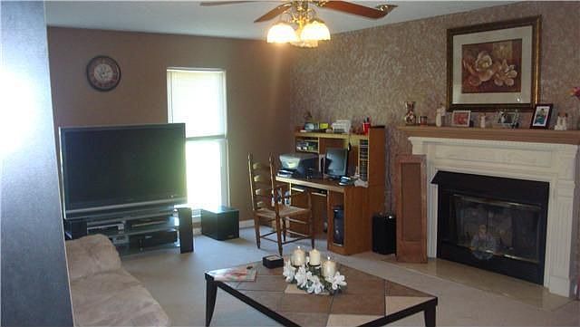 1st image of 200 Brookhaven Dr