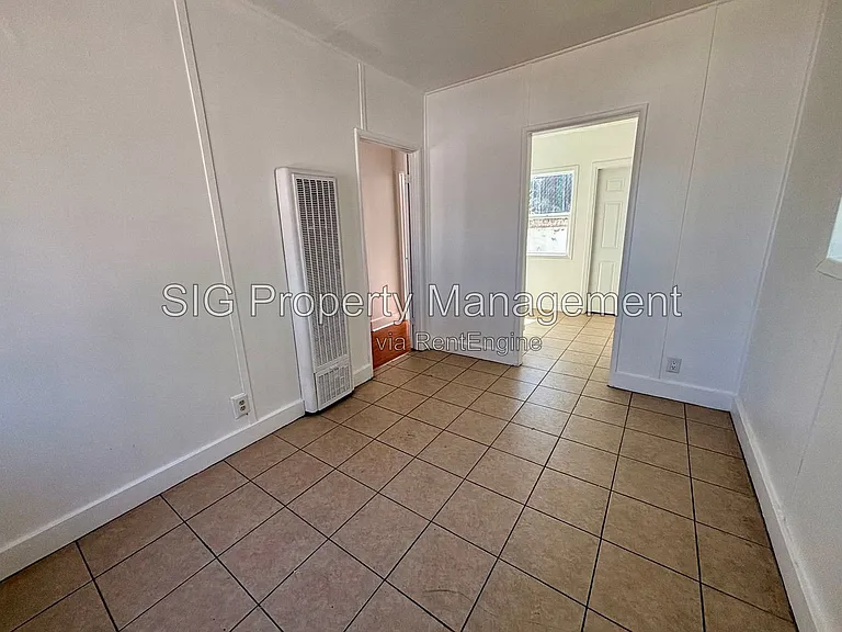 10156 Helendale Ave #1/4 — Photo 10