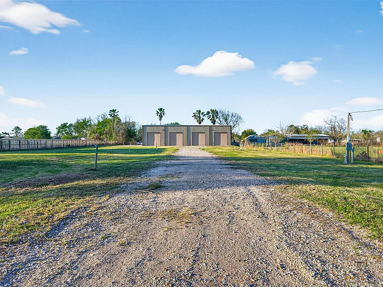 5901 County Road 675 #B — Photo 9