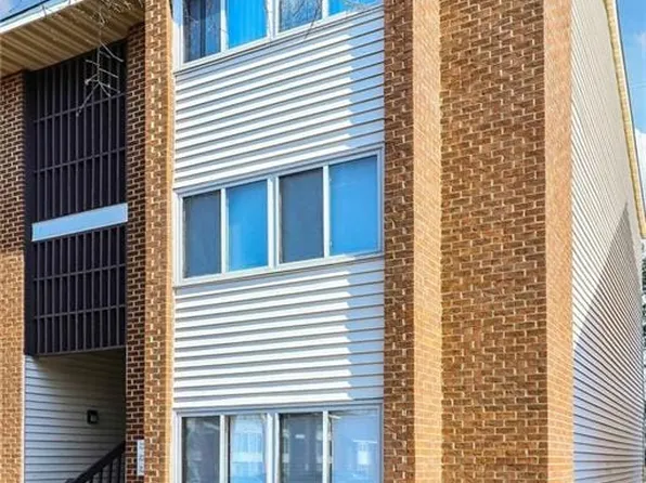 131 Pacific Dr, Hampton, VA 23666