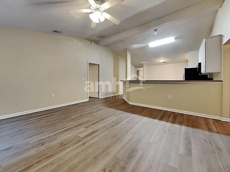 1867 McGirts Point Blvd — Photo 11