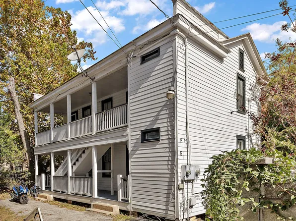 138 Line St APT A, Charleston, SC 29403