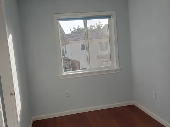 11048 Canyon Mesa Ln, San Diego, CA 92126