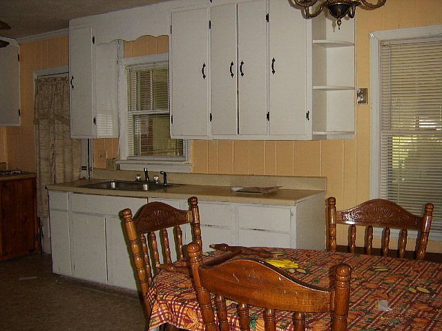 2nd image of 9 Drapery Dr