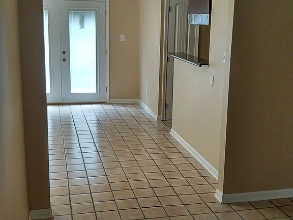 4th image of 12461 Shay Ave