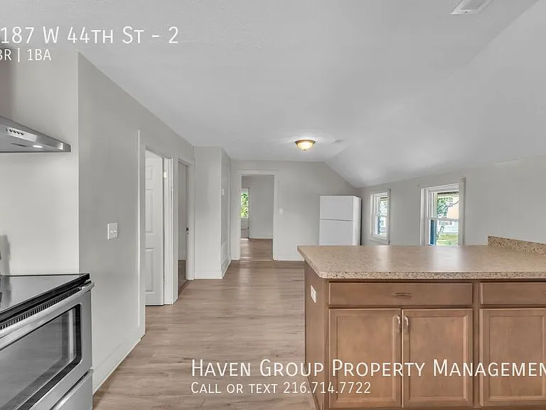 3187 W 44th St #2 — Photo 9