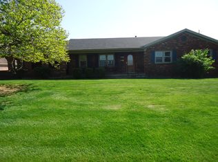 106 Pine Hill Dr, Lancaster, KY