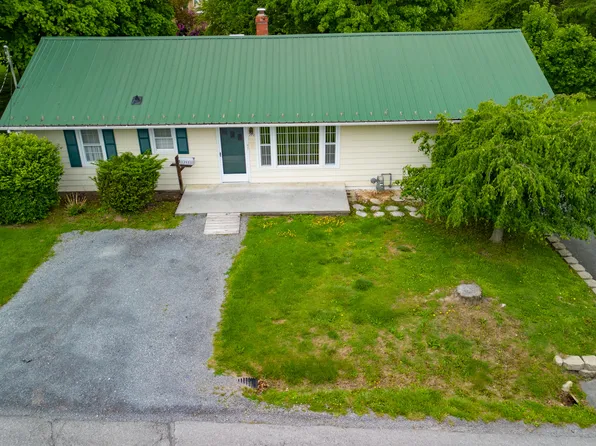 202 Goheen St, Lewisburg, WV 24901